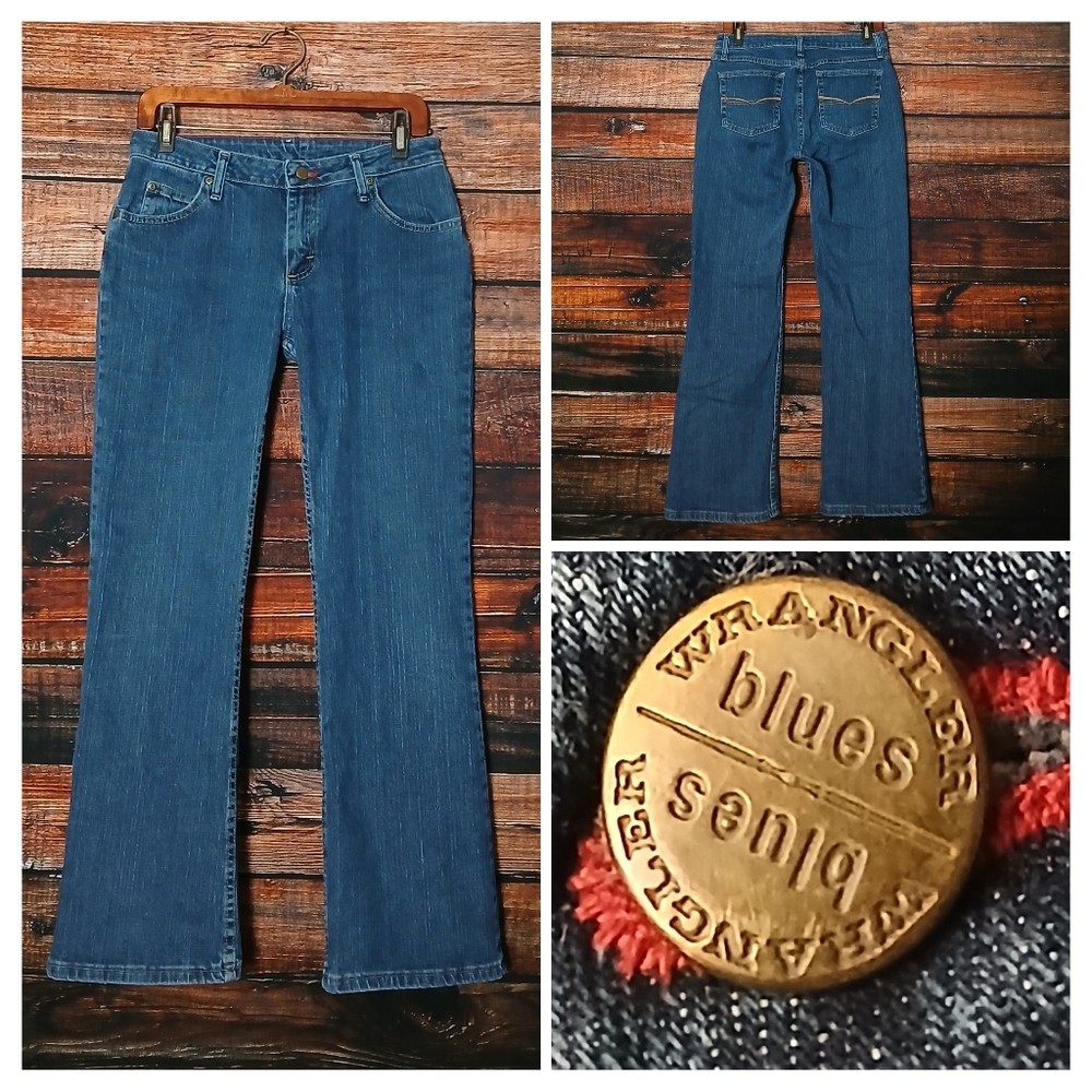 Wrangler Jeans 8 Short Boot Cut Mid Rise Blue Denim Stretch